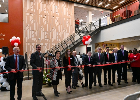 Roberts Wesleyan University Celebrates Grand Opening
of the Golisano Community Engagement Center